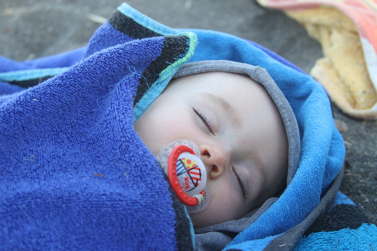NF宝贝(国际)生殖的婴儿洗澡架新生儿（NF宝贝(国际)生殖的婴儿洗澡架新生儿可以用吗）
