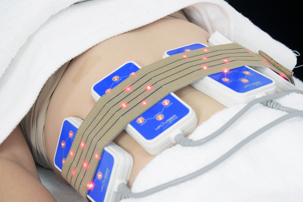 代妈借卵生的男孩手术后剪长发（代妈借卵生的男孩动手术）